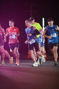 BIB: 40741, 40406, 42780
                            <button type="button" onclick="openModal(21303224)" class="btn btn-primary btn-sm float-right btn-popup" data-toggle="modal" data-target=".modal-high-quality">
                        <i class="fas fa-shopping-cart"></i> Add to Cart
                    </button>
                                            <button type="button" onclick="isThisMe(21303224, true)" class="btn btn-success btn-sm float-right btn-popup btn-isme hidden" data-toggle="tooltip" data-placement="bottom" title="นี่คือรูปของคุณใช่ไหม คลิกที่นี่เพื่อเอาเข้าอัลบั้ม">
                        <i class="fas fa-plus"></i> Add to album
                    </button>
                    <button type="button" onclick="isThisMe(21303224, false)" class="btn btn-warning btn-sm float-right btn-popup btn-isnotme hidden">
                        <i class="fas fa-ban"></i> Remove from album
                    </button>